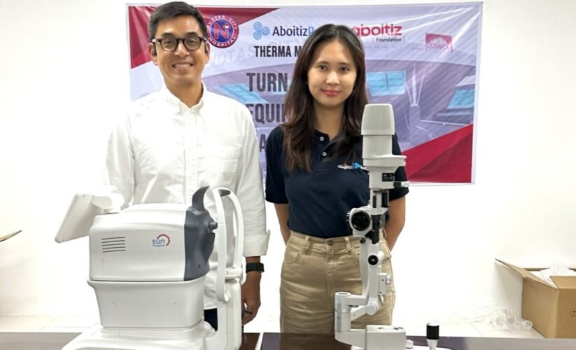 Therma Mobile donate eye equipment to Navotas Hospital